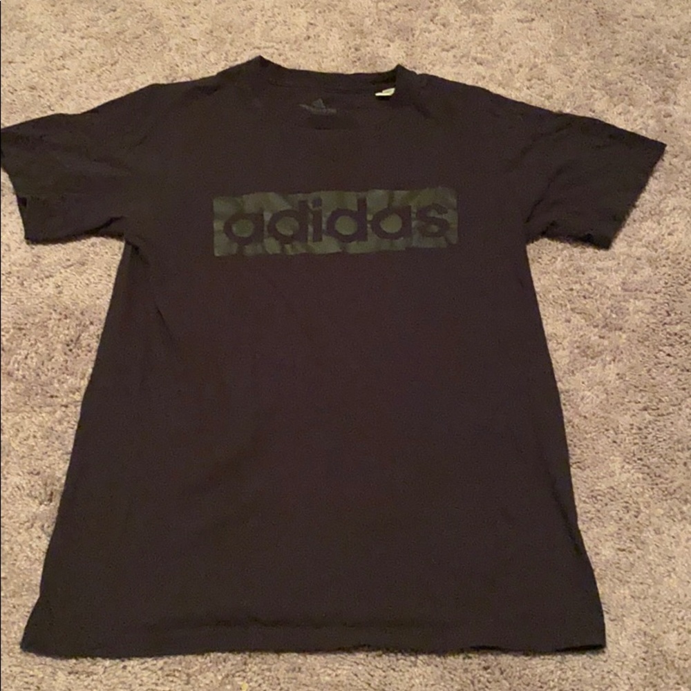 Men’s black adidas shirt